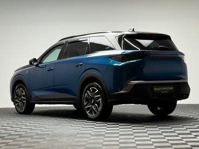 2025 Peugeot 5008