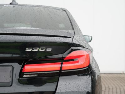 2022 BMW 530