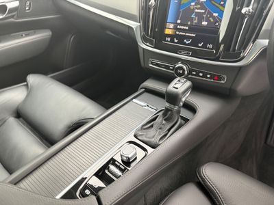 2021 Volvo S90
