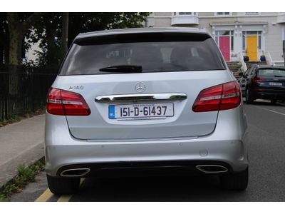 2015 Mercedes-Benz B 180