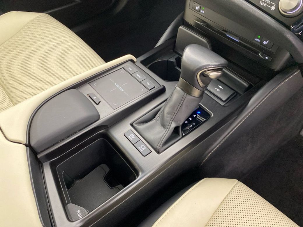 2022 Lexus ES 300h