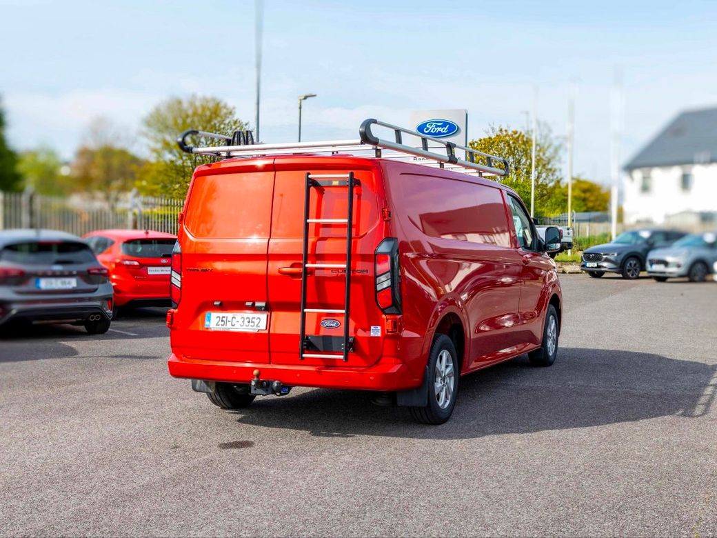 2025 Ford Transit Custom