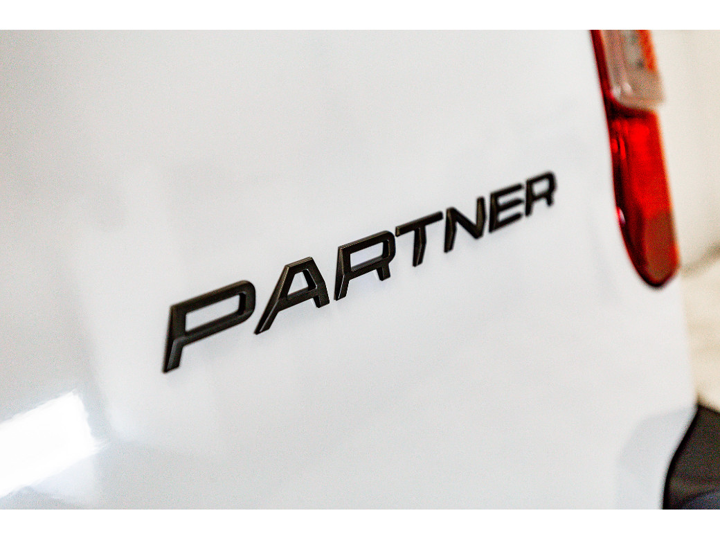 2025 Peugeot Partner