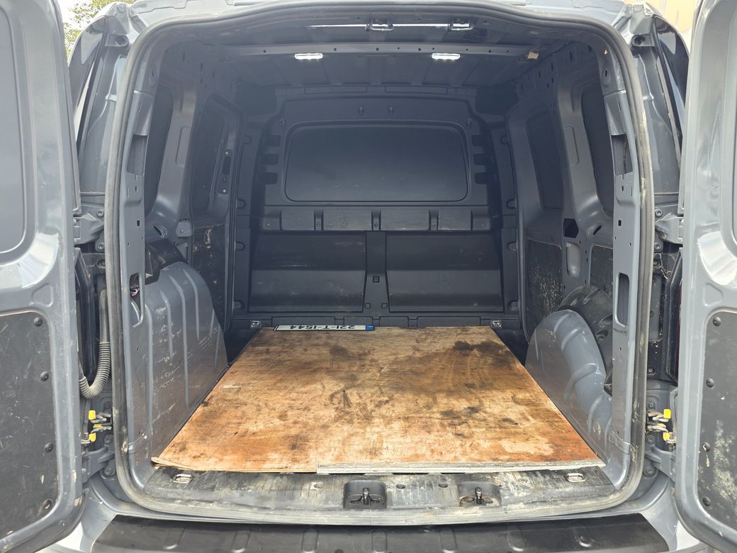 2022 Volkswagen Caddy