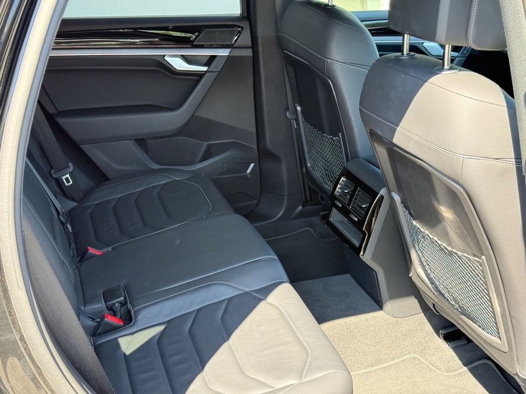 2024 Volkswagen Touareg