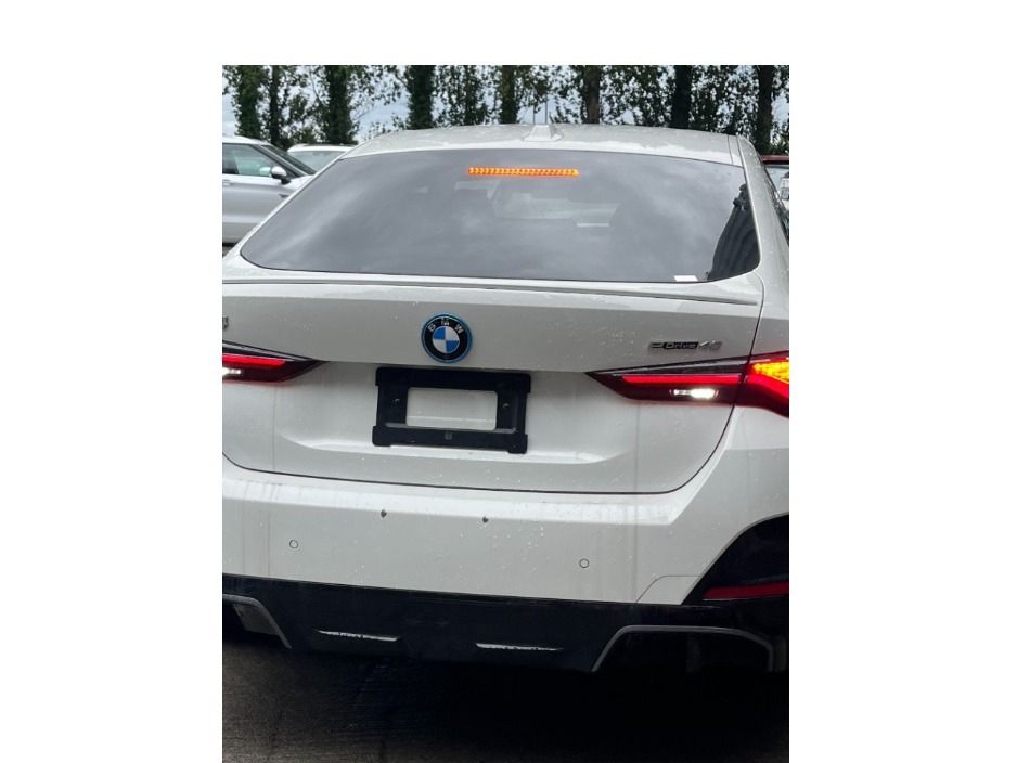2025 BMW i4