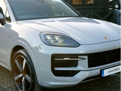2024 Porsche Cayenne