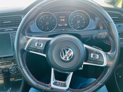 2017 Volkswagen Golf