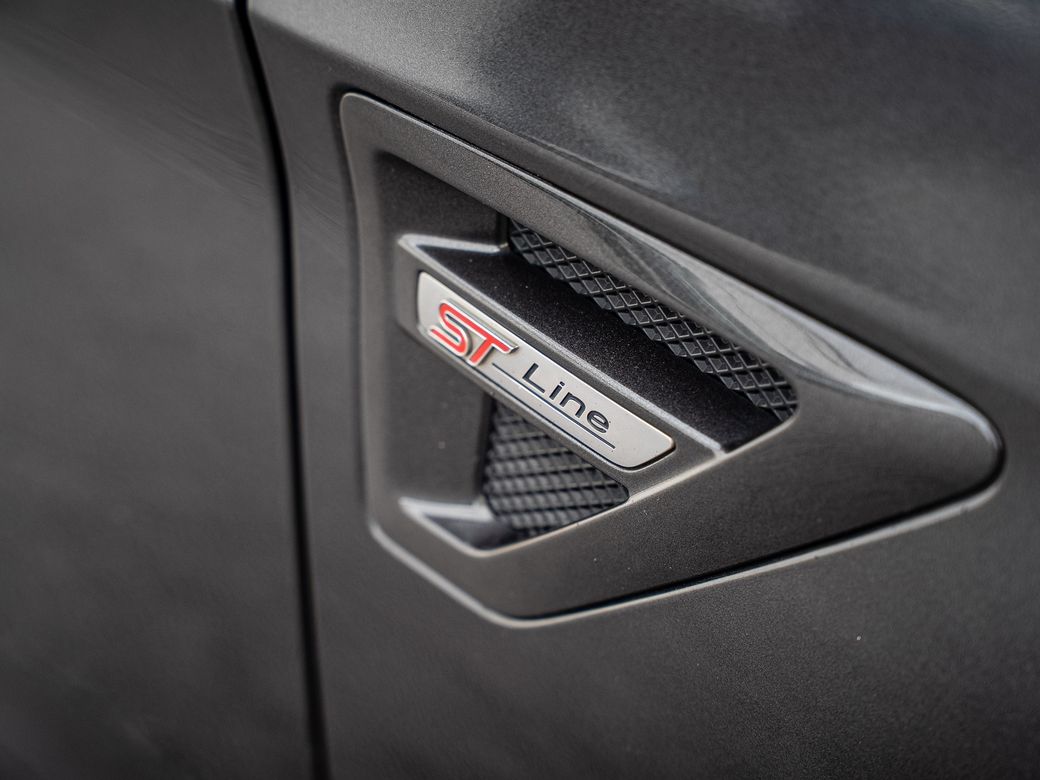 2022 Ford S-Max