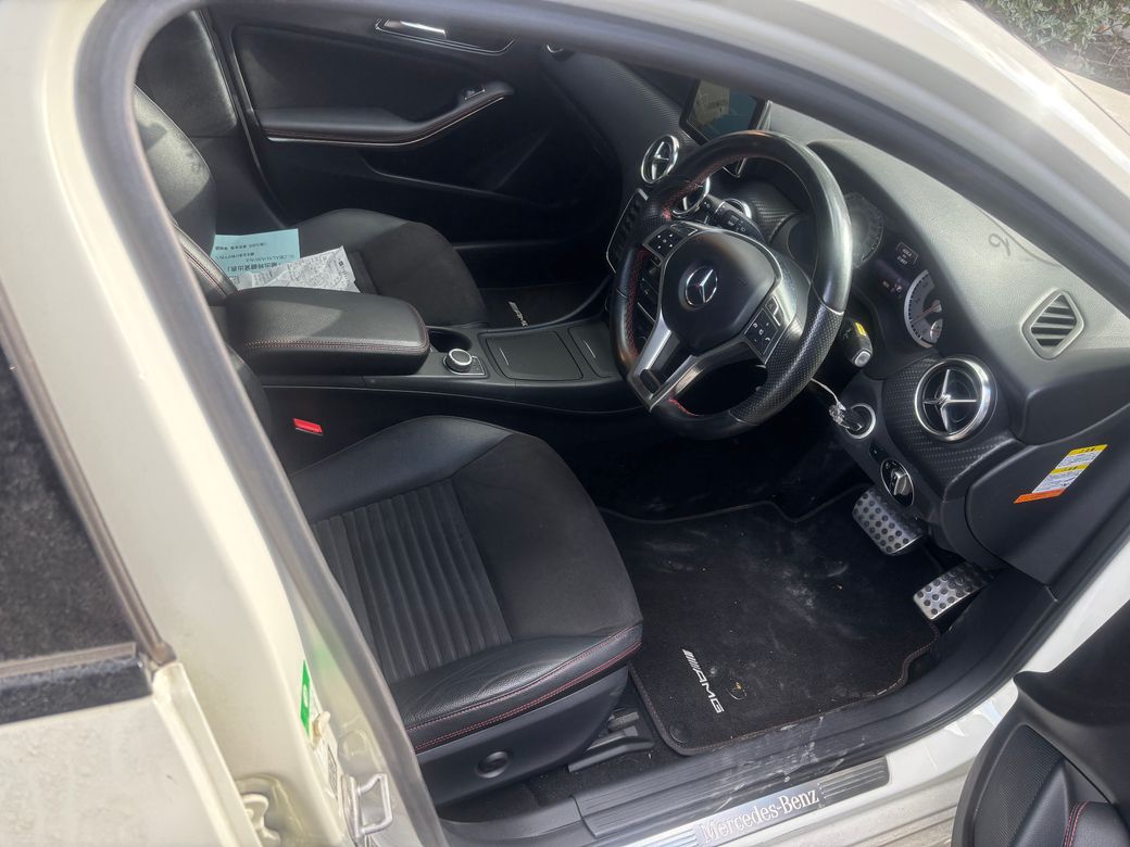 2013 Mercedes-Benz A 180