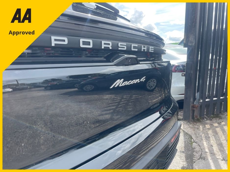 2024 Porsche Macan