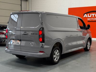 2024 Ford Transit Custom