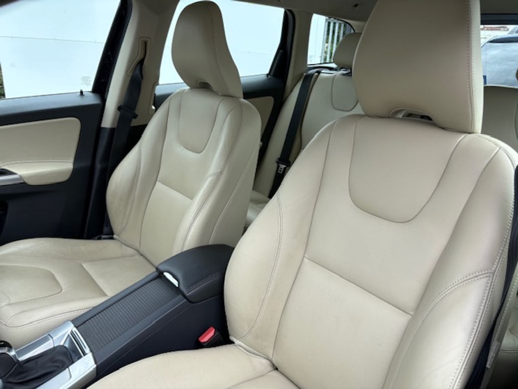 2016 Volvo XC60