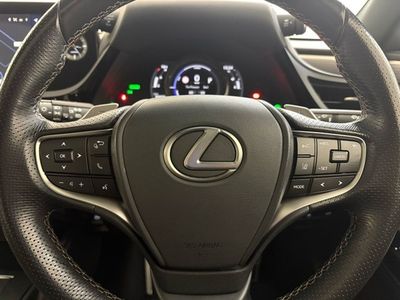 2023 Lexus ES 300h