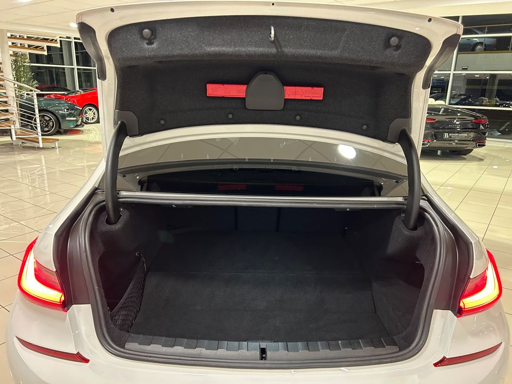 2021 BMW 3 Series