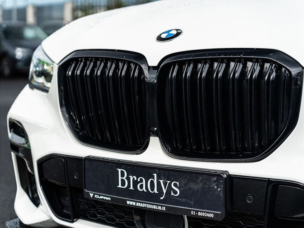 2023 BMW X5