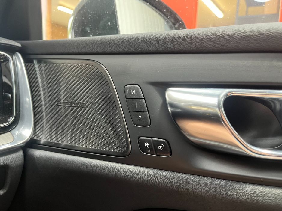2023 Volvo V60