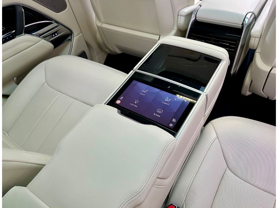 2025 Land Rover Range Rover