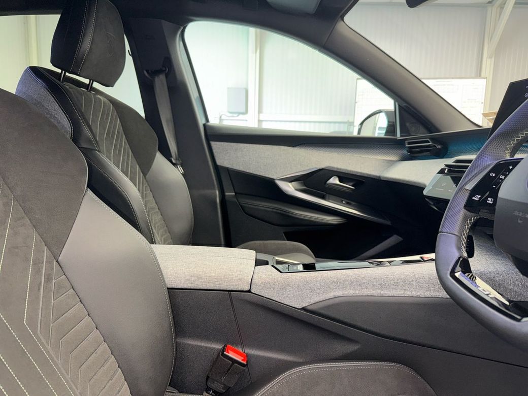 2025 Peugeot 3008