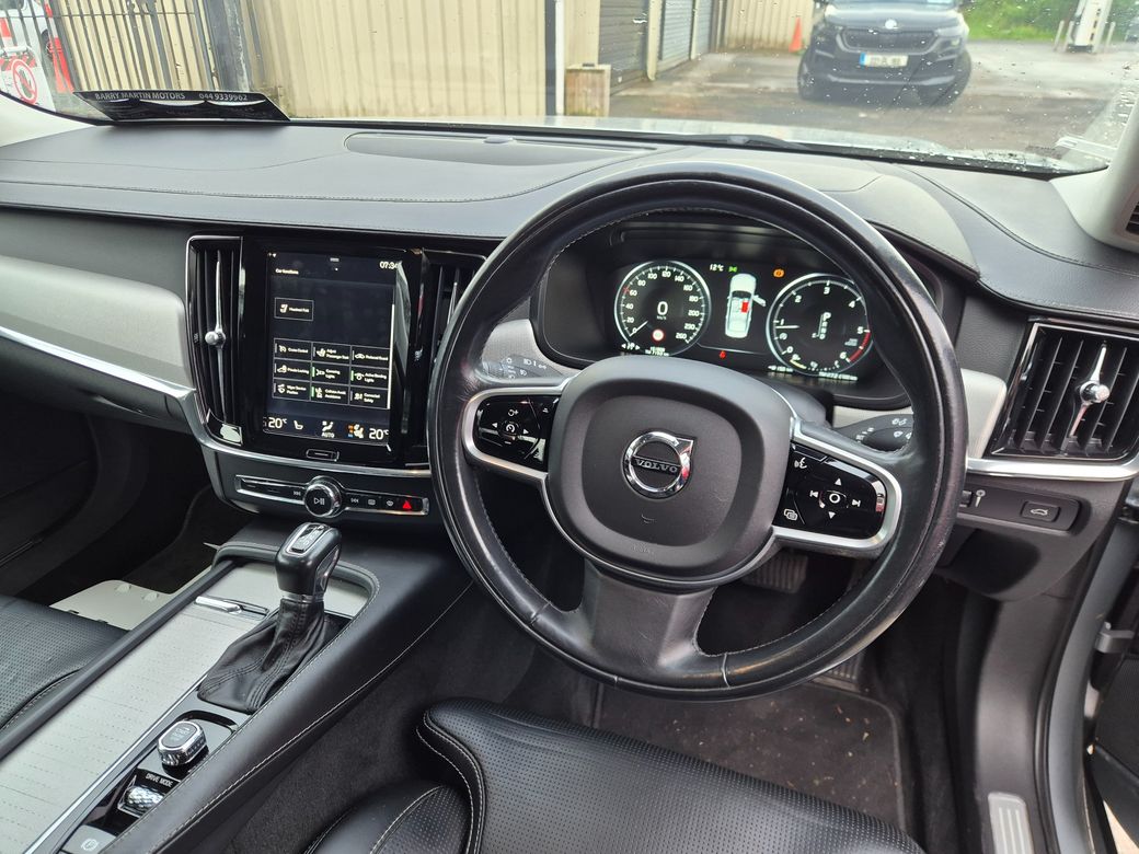 2018 Volvo S90