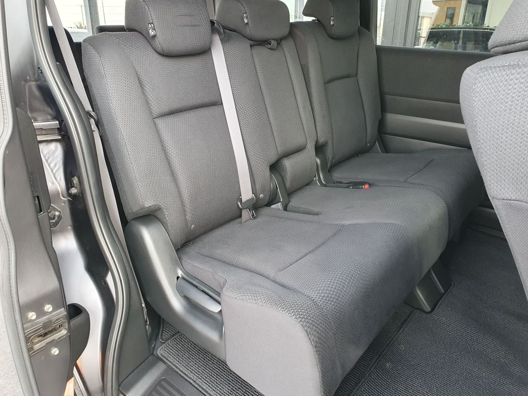 2015 Honda Stepwagon