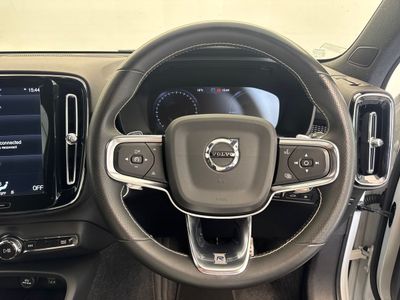 2020 Volvo XC40