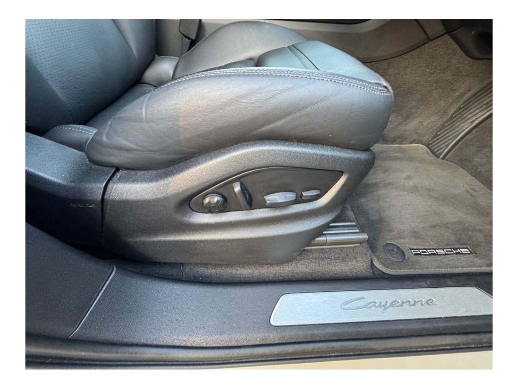 2025 Porsche Cayenne