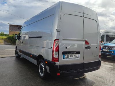 2022 Renault Master