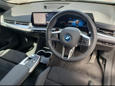 2025 BMW iX