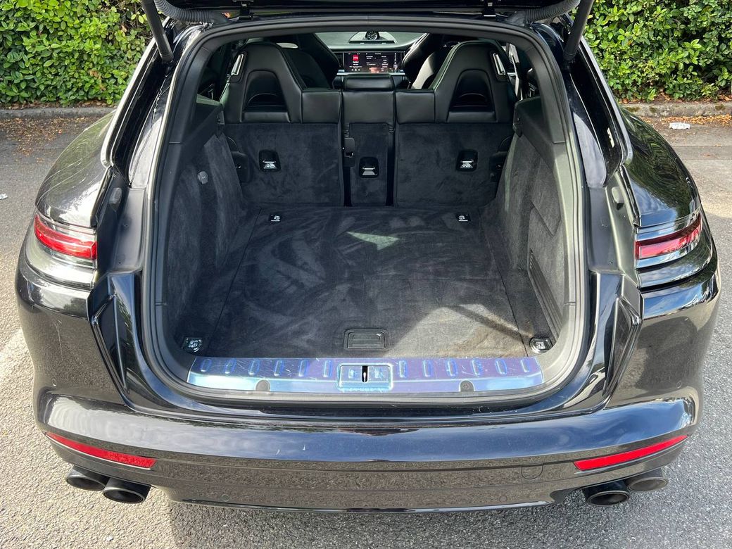 2019 Porsche Panamera