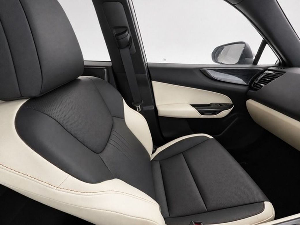 2024 Lexus NX 450H+