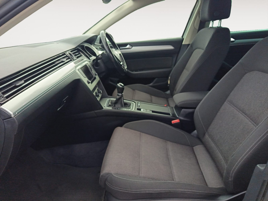 2016 Volkswagen Passat