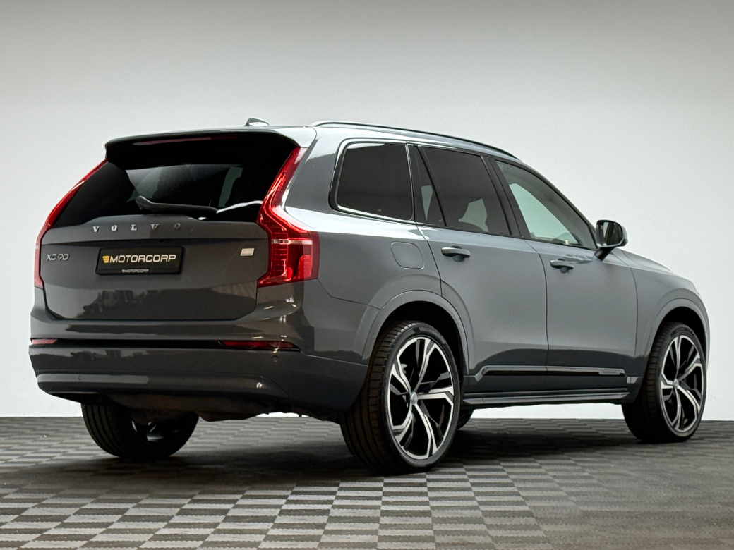 2022 Volvo XC90