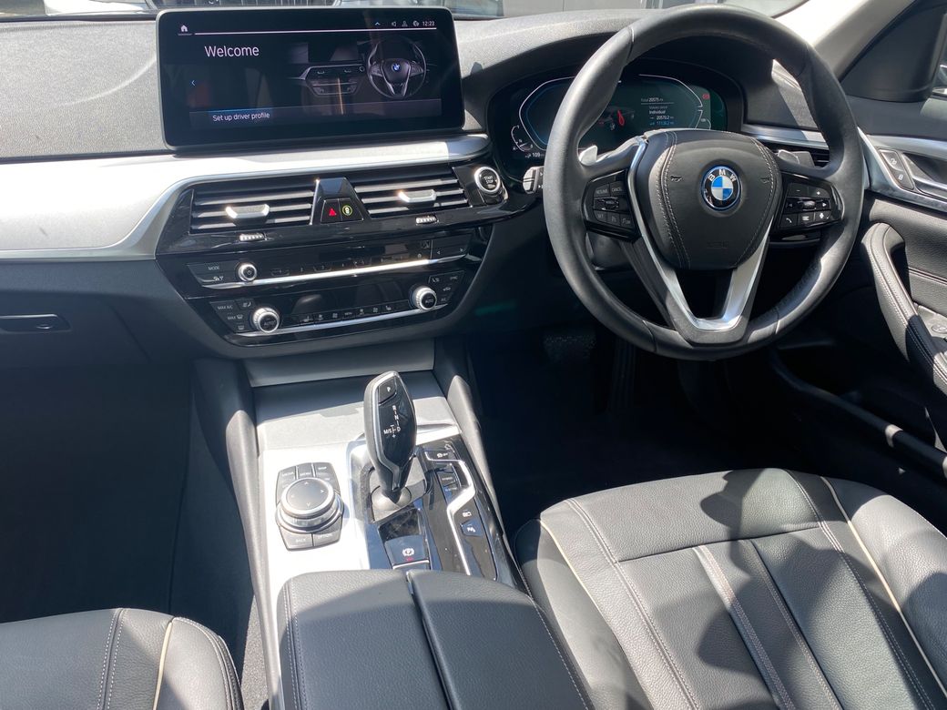 2022 BMW 5 Series