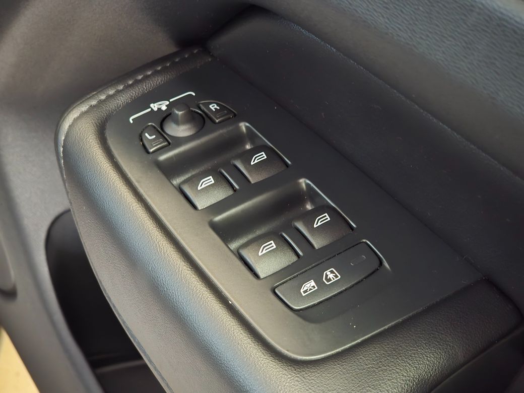 2023 Volvo XC60