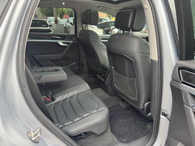 2019 Volkswagen Touareg
