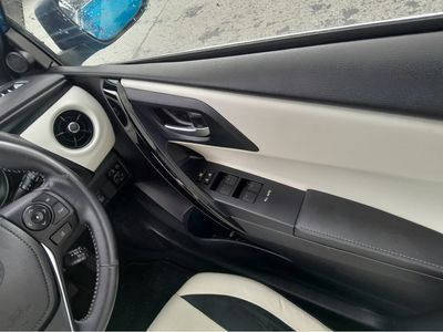 2017 Toyota Auris
