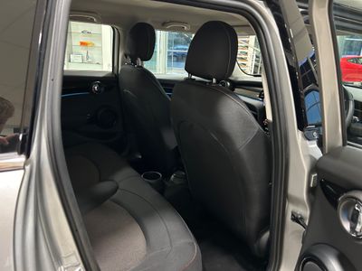2024 Mini Hatch