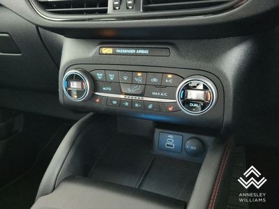 2022 Ford Kuga