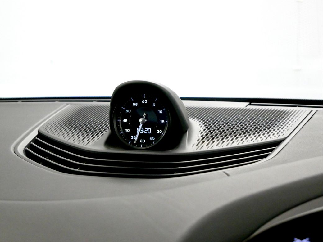 2023 Porsche Taycan