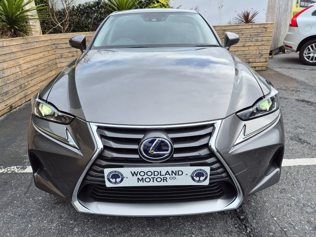 2020 Lexus IS 300h