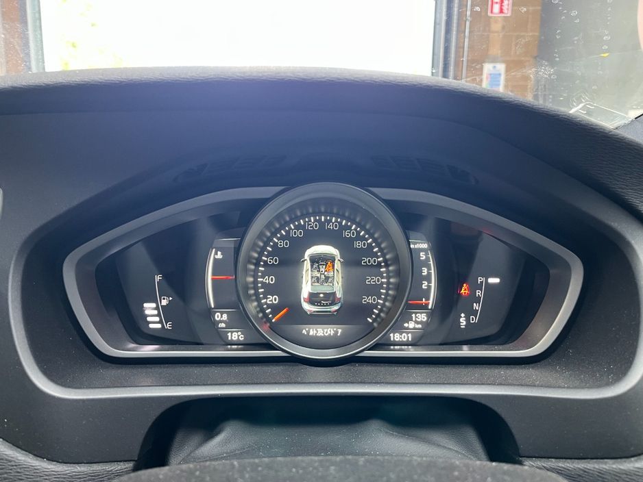 2017 Volvo V40