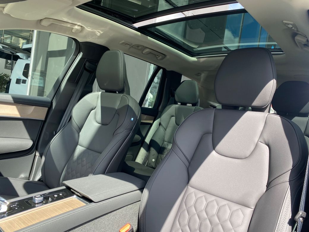 2025 Volvo XC90