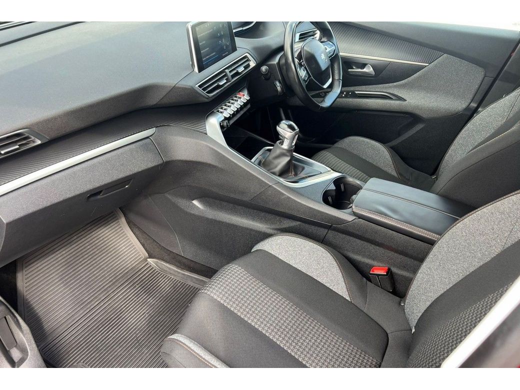 2018 Peugeot 3008
