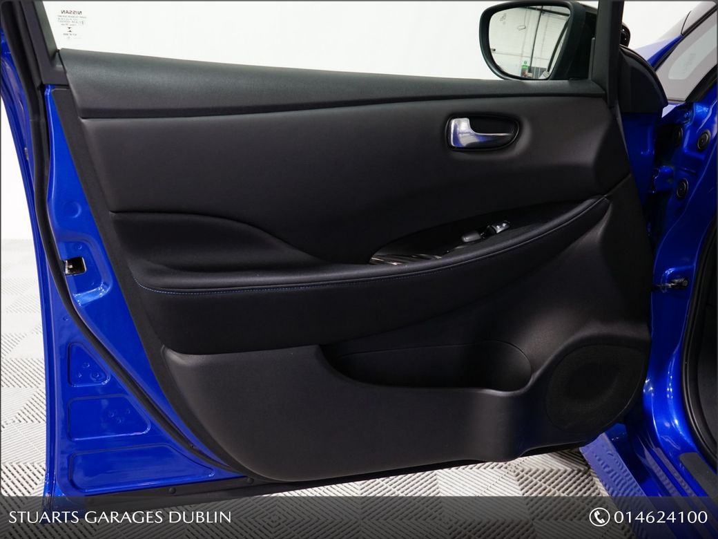 2022 Nissan Leaf