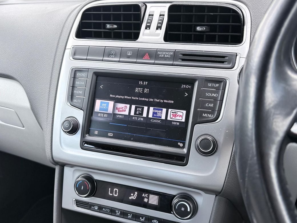 2017 Volkswagen Polo