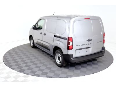 2025 Peugeot Partner