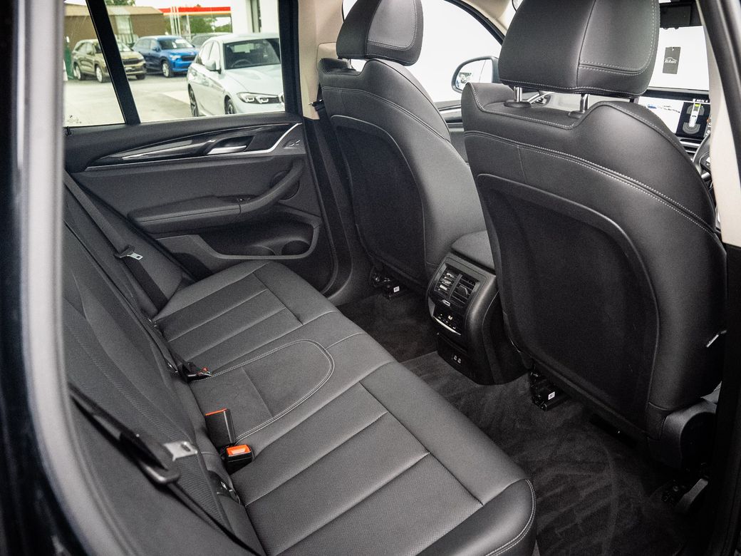 2023 BMW X3
