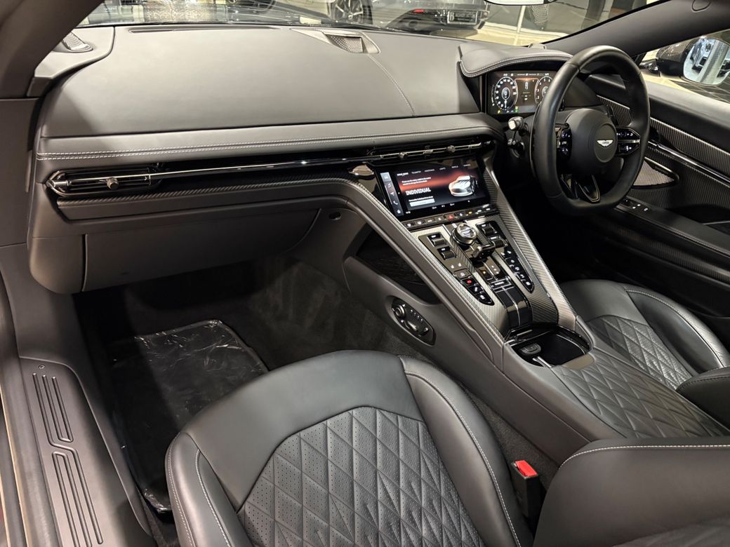 2024 Aston Martin DB12