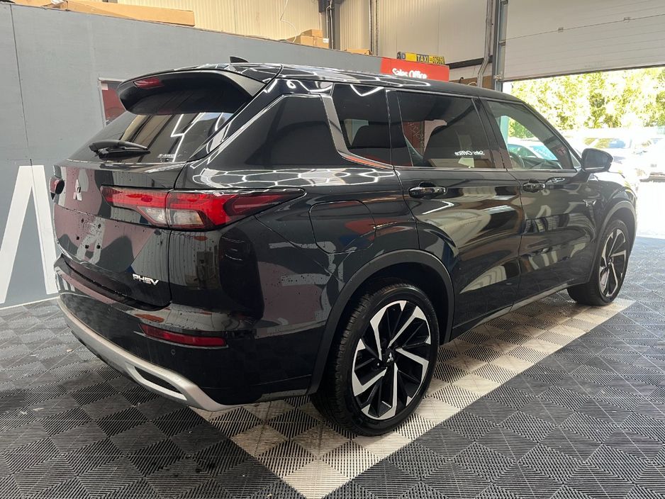 2024 Mitsubishi Outlander